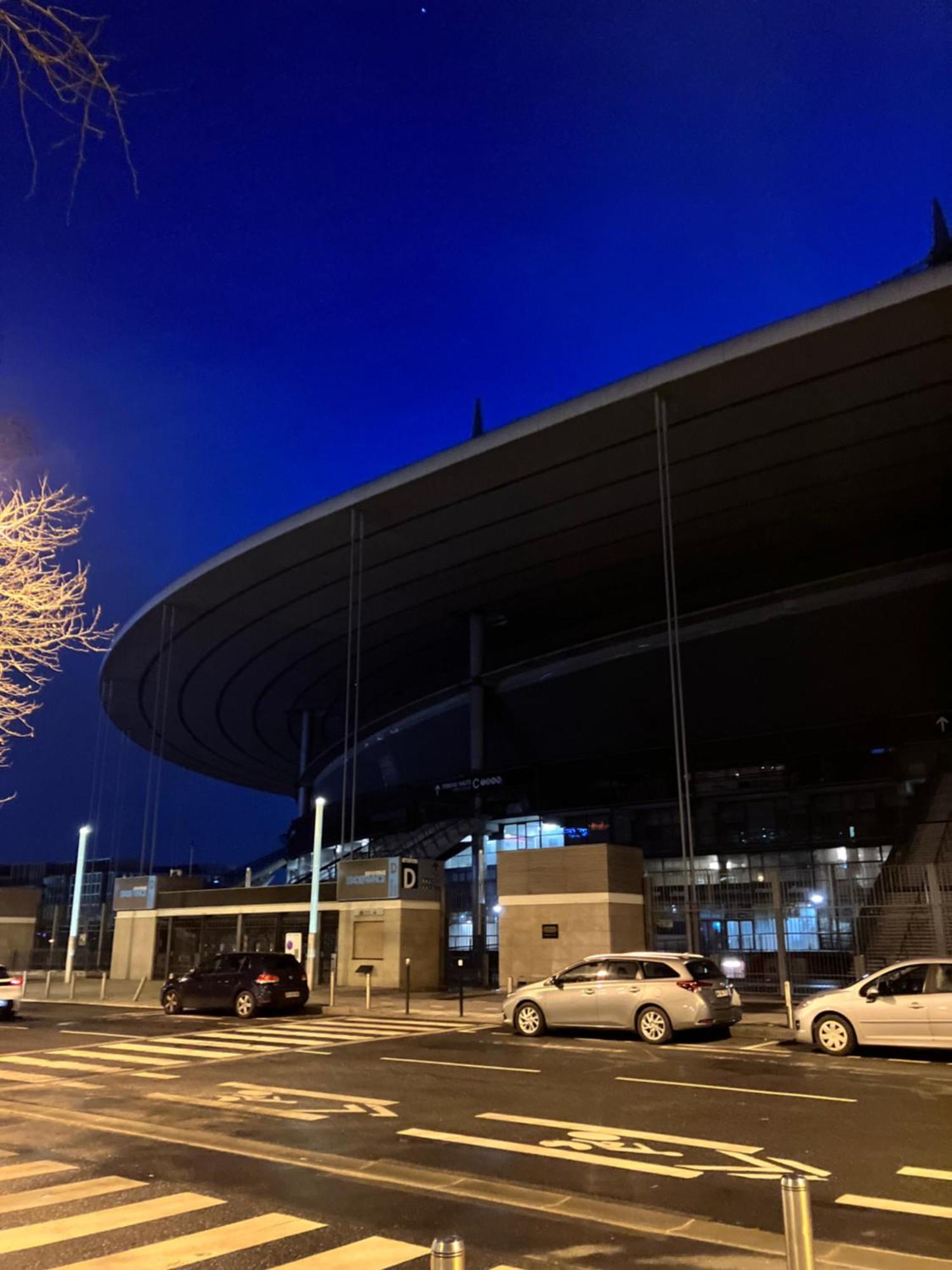 Appartement Sur Et Garage Au Stade De France A 2 Mn De Paris, 20 De Roissy Cdg Et 30 De La Defense Animaux Bienvenus 생드니 외부 사진